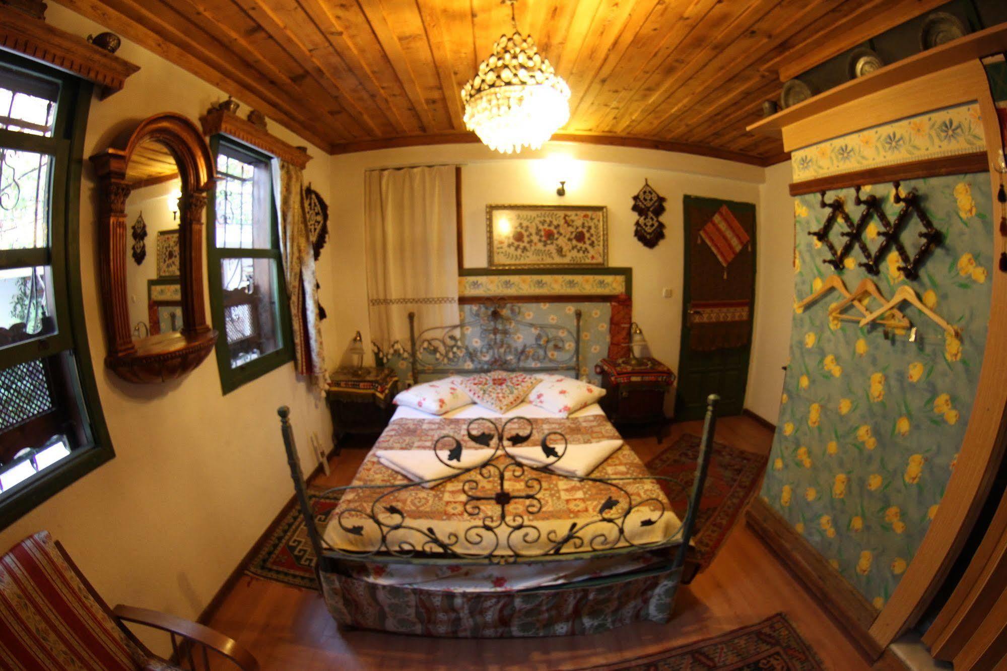 Homeros Pension & Guesthouse Selçuk Buitenkant foto