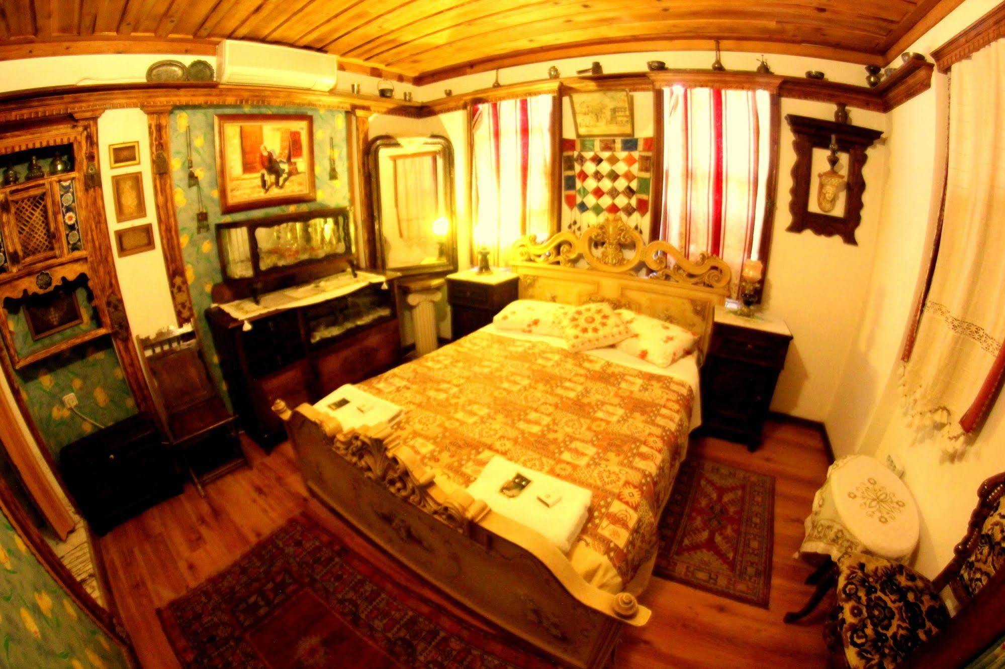 Homeros Pension & Guesthouse Selçuk Buitenkant foto